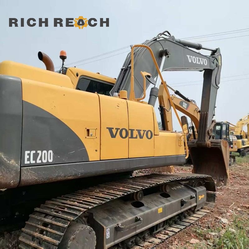 Rear view – 2023 Volvo EC200 used excavator $27,800 for sale